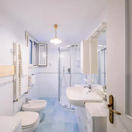 Appartement Panorama - Private Garage Included *